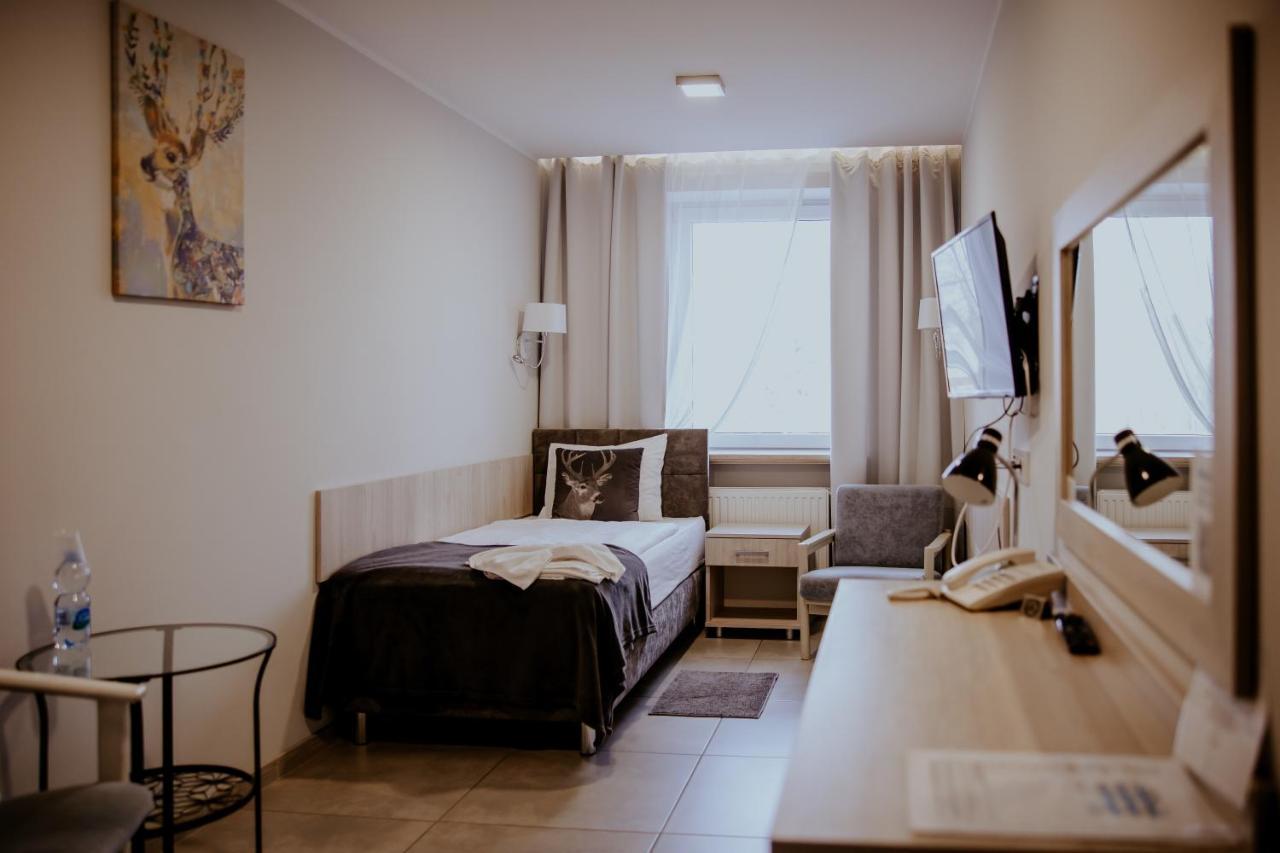 Hotel Greys Polonia Zasutowo Buitenkant foto