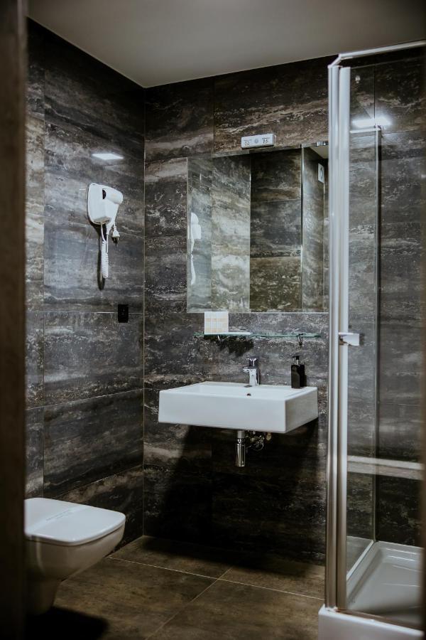 Hotel Greys Polonia Zasutowo Buitenkant foto